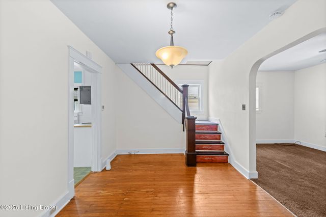 2903 Rowan St, Louisville, KY 40212