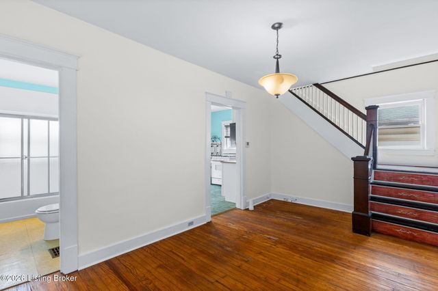 2903 Rowan St, Louisville, KY 40212