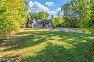 304 Lees Chapel Rd, Sweetwater, TN 37874