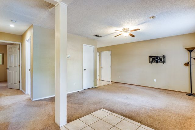 825 Blue Ridge Drive, Burleson, TX 76028