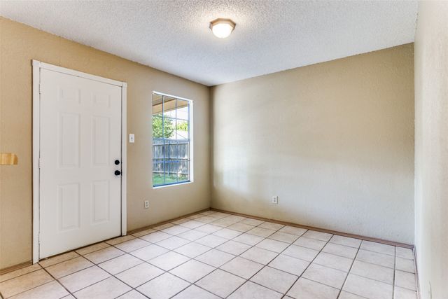 825 Blue Ridge Drive, Burleson, TX 76028