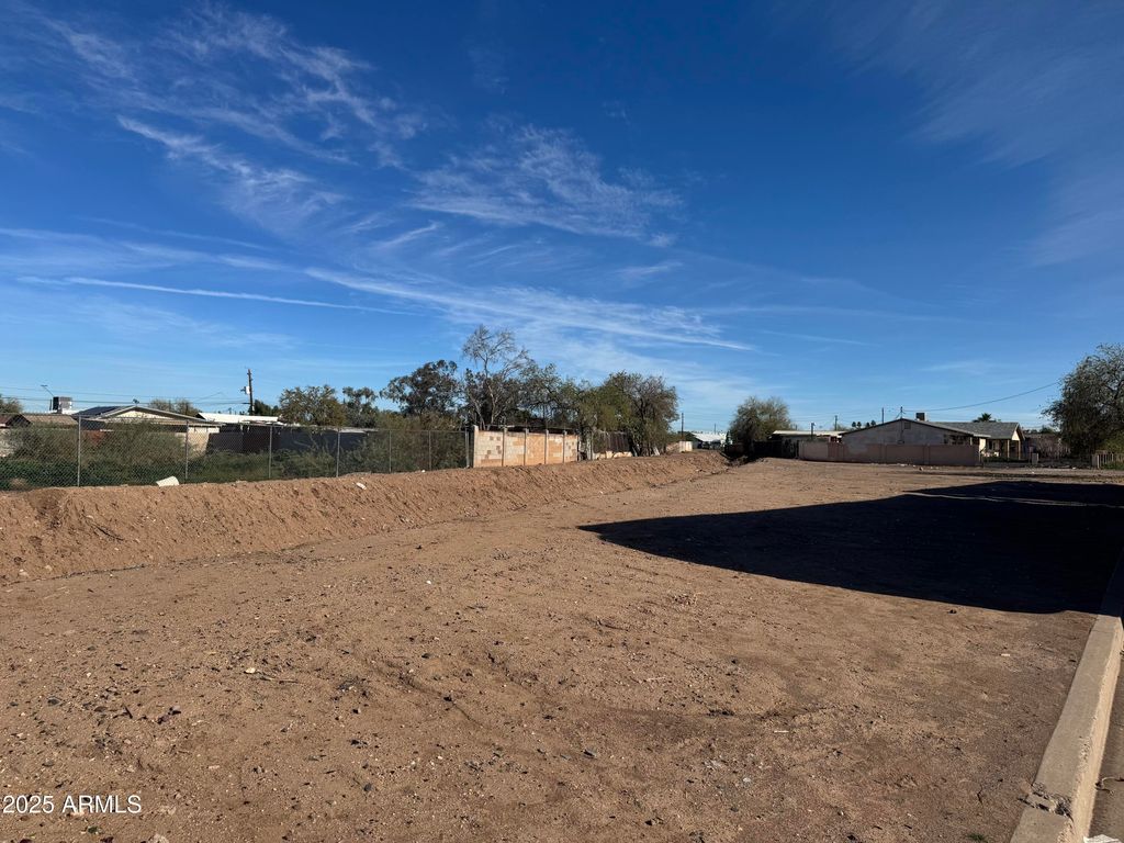 820 E CHIPMAN Road 1, Phoenix, AZ 85040 — photo 3