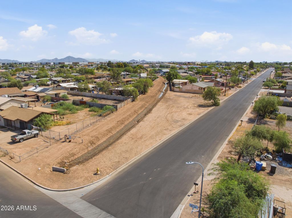 820 E CHIPMAN Road 1, Phoenix, AZ 85040 — photo 4