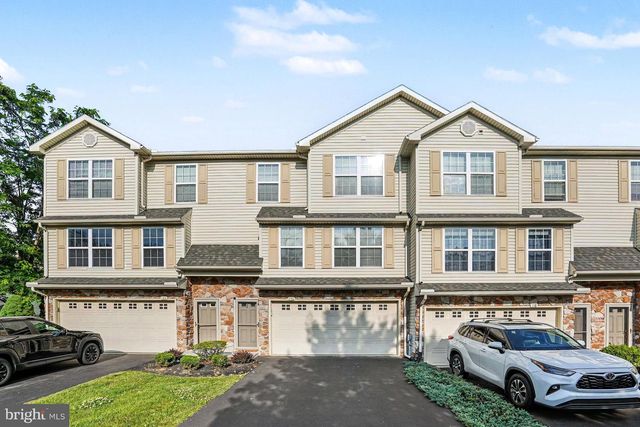 156 MAPLETON BLVD, Harrisburg, PA 17112