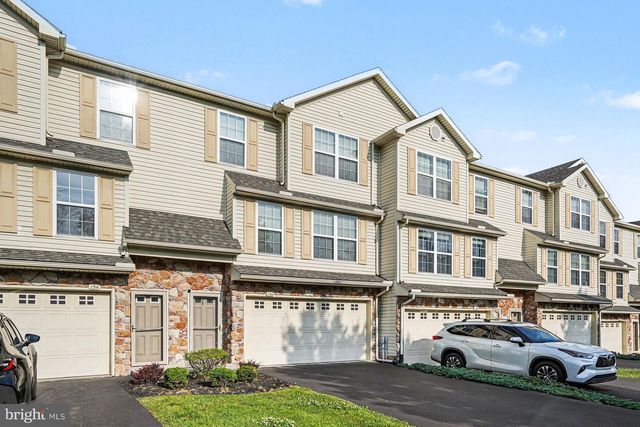 156 MAPLETON BLVD, Harrisburg, PA 17112