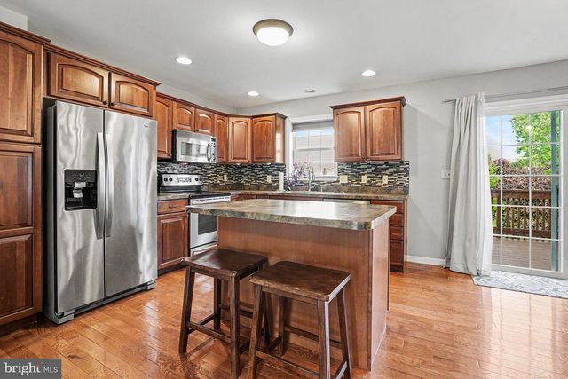 156 MAPLETON BLVD, Harrisburg, PA 17112