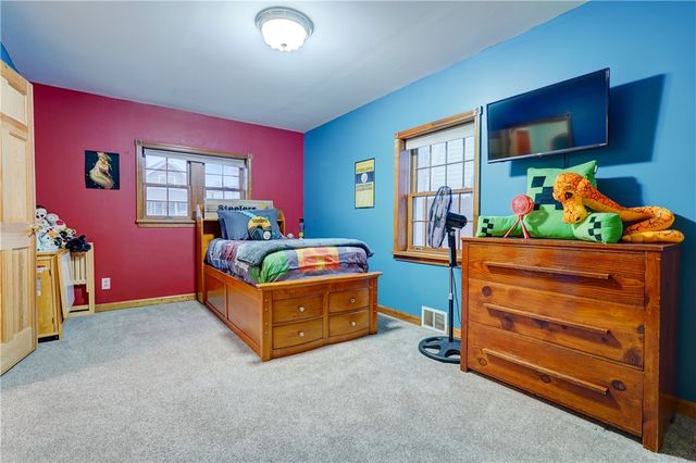 206 Bluff Drive, East Rochester, NY 14445