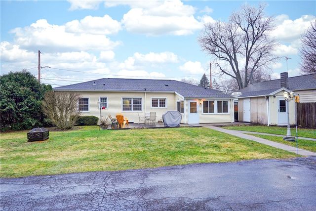 206 Bluff Drive, East Rochester, NY 14445