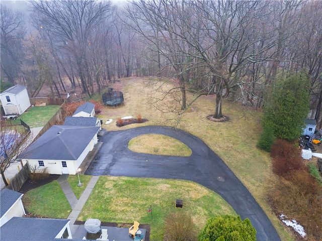 206 Bluff Drive, East Rochester, NY 14445