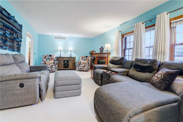 206 Bluff Drive, East Rochester, NY 14445