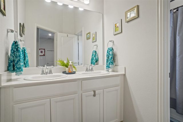 2202 Stanhill Drive, Corinth, TX 76210