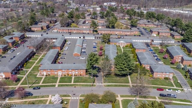 1146 Valley Rd 2A, Wayne Twp., NJ 07470