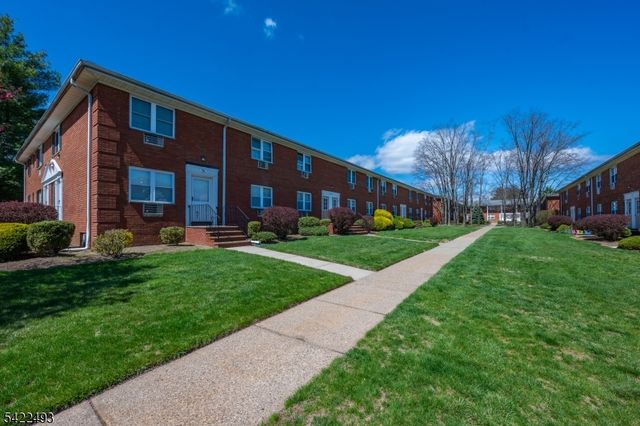 1146 Valley Rd 2A, Wayne Twp., NJ 07470