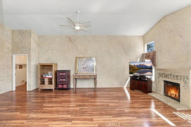 165 Cottonwood Avenue, Riverside, CA 92506