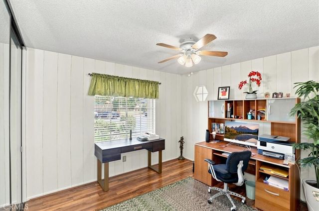 165 Cottonwood Avenue, Riverside, CA 92506