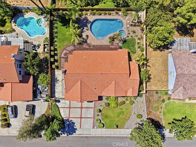 165 Cottonwood Avenue, Riverside, CA 92506