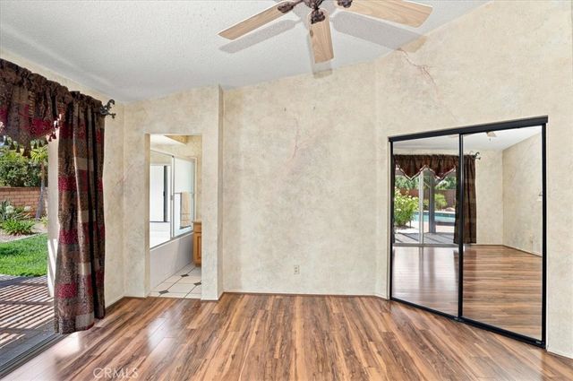 165 Cottonwood Avenue, Riverside, CA 92506