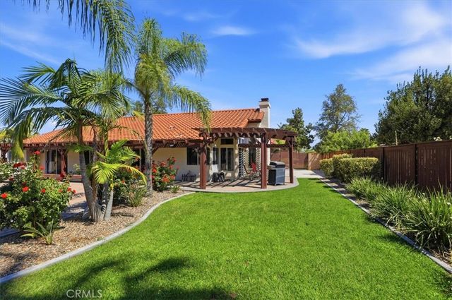 165 Cottonwood Avenue, Riverside, CA 92506