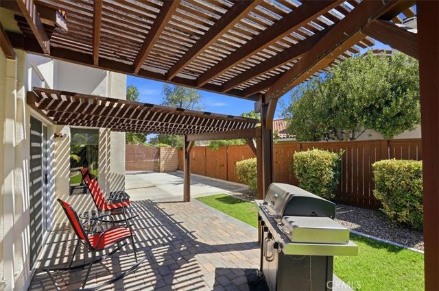 165 Cottonwood Avenue, Riverside, CA 92506