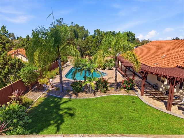 165 Cottonwood Avenue, Riverside, CA 92506