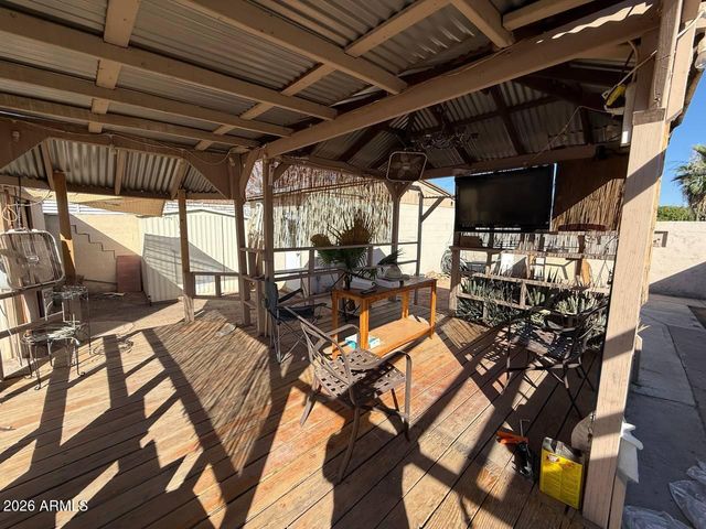 9478 E ESCONDIDO Avenue, Mesa, AZ 85208