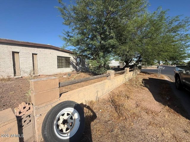 9478 E ESCONDIDO Avenue, Mesa, AZ 85208