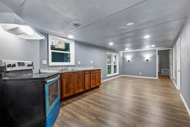 4022 Rance Drive, Granbury, TX 76049