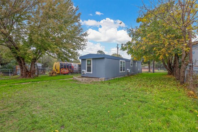 4022 Rance Drive, Granbury, TX 76049