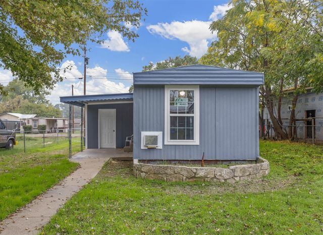 4022 Rance Drive, Granbury, TX 76049