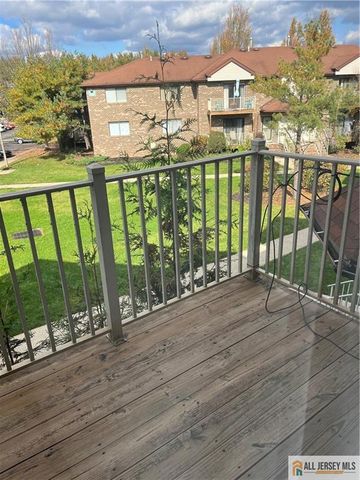 4212 Birchwood Court, North Brunswick, NJ 08902