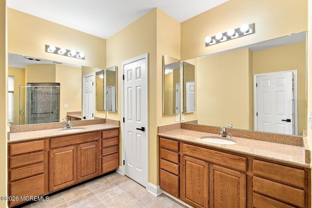 6 Arcaro Road, Manalapan, NJ 07726