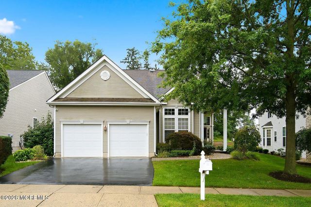 6 Arcaro Road, Manalapan, NJ 07726
