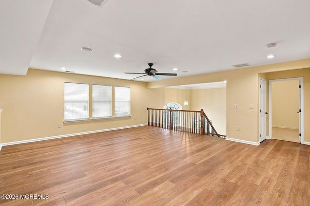 6 Arcaro Road, Manalapan, NJ 07726