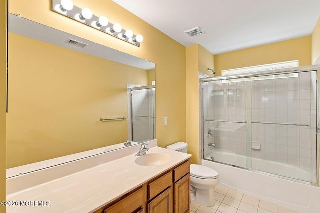 6 Arcaro Road, Manalapan, NJ 07726