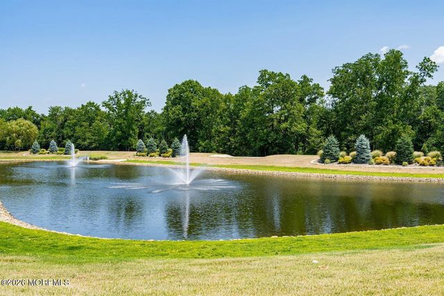 6 Arcaro Road, Manalapan, NJ 07726