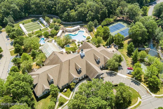 6 Arcaro Road, Manalapan, NJ 07726