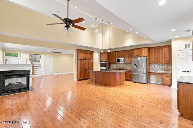 6 Arcaro Road, Manalapan, NJ 07726