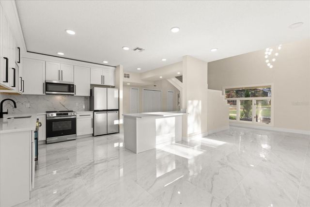 1151 OAKPOINT CIRCLE, Apopka, FL 32712