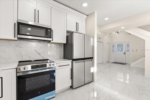 1151 OAKPOINT CIRCLE, Apopka, FL 32712