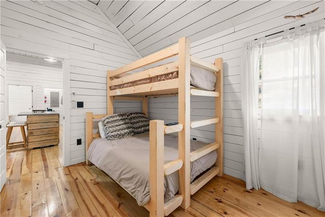 121 Waterfalls Way, Clarkesville, GA 30523