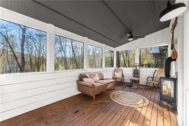 121 Waterfalls Way, Clarkesville, GA 30523