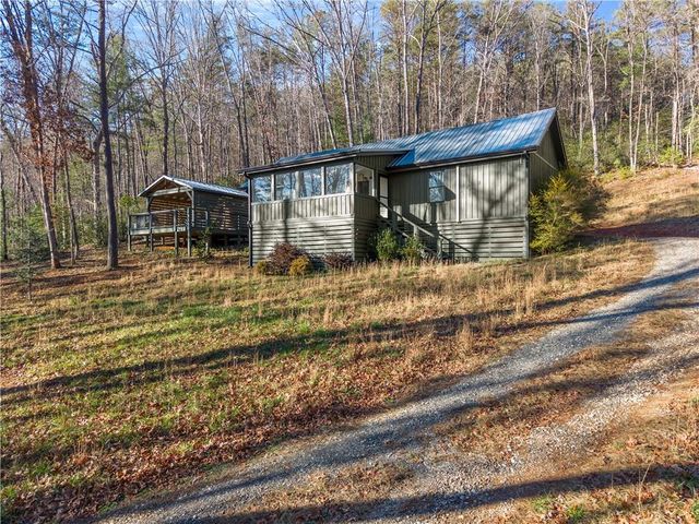 121 Waterfalls Way, Clarkesville, GA 30523