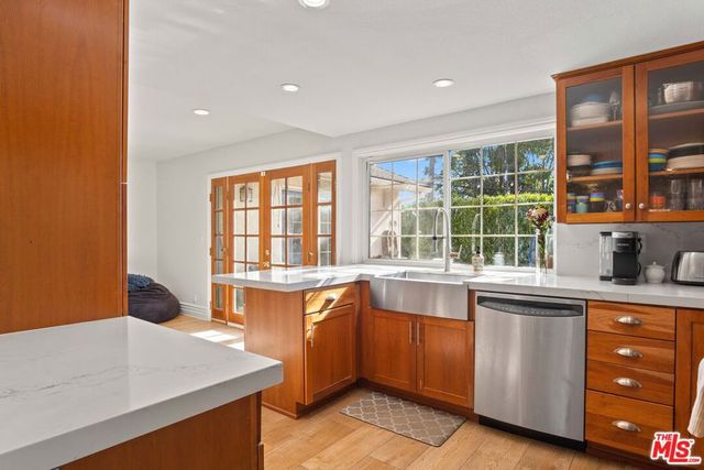 176 Longfellow Street, Thousand Oaks, CA 91360