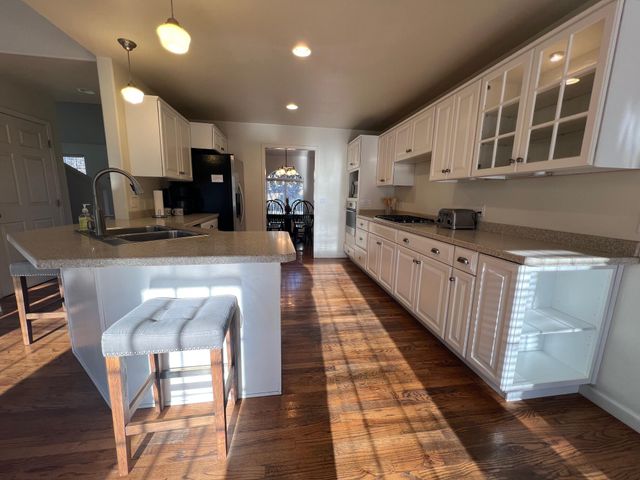 2700 Meadow Creek Way, Arcata, CA 95521