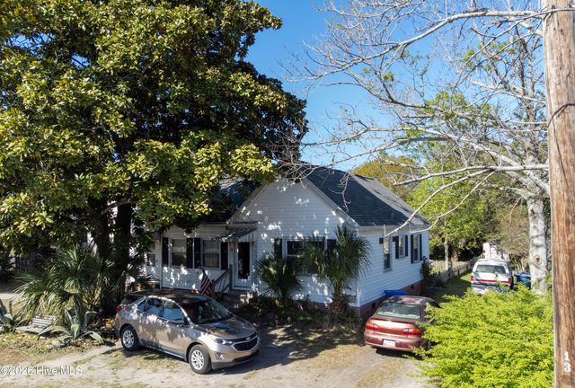 406 13th Avenue S, Myrtle Beach, SC 29577