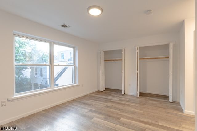 242 Graham Ave, Paterson City, NJ 07501