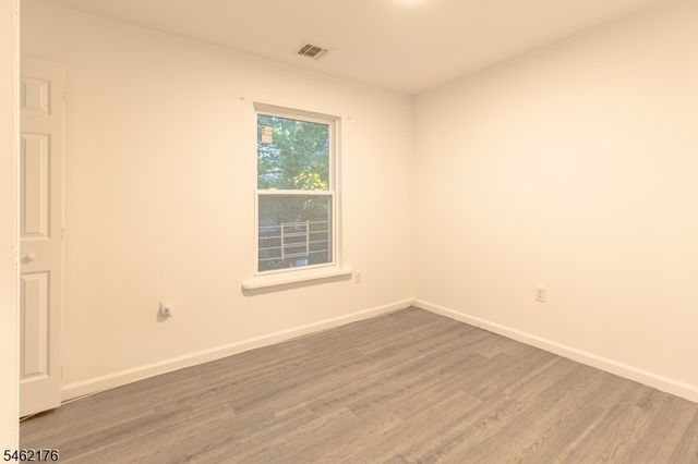 242 Graham Ave, Paterson City, NJ 07501