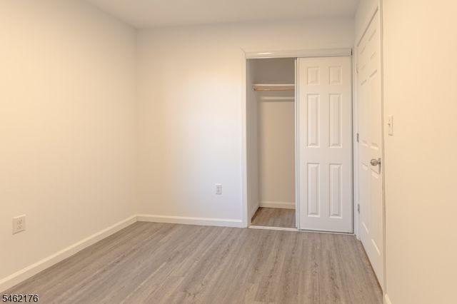 242 Graham Ave, Paterson City, NJ 07501