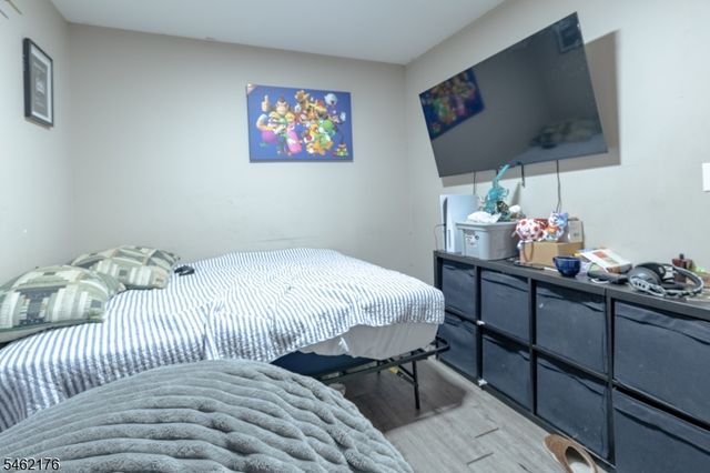 242 Graham Ave, Paterson City, NJ 07501