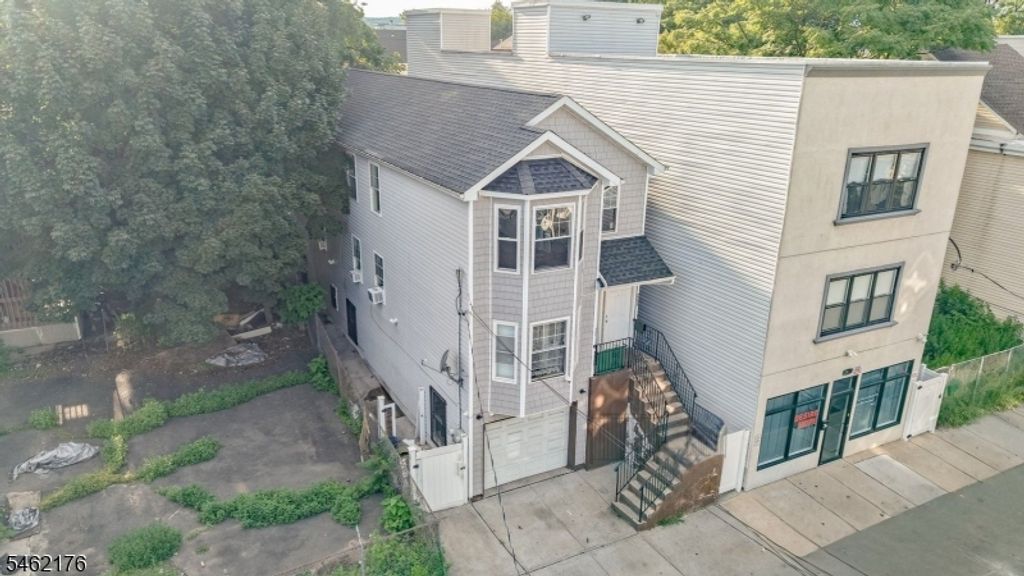 242 Graham Ave, Paterson City, NJ 07501 — photo 2